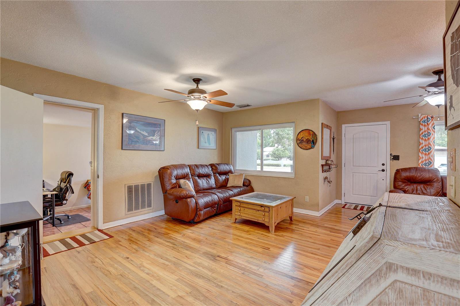 Image 8 of 45 For 3124 31st Avenue N
