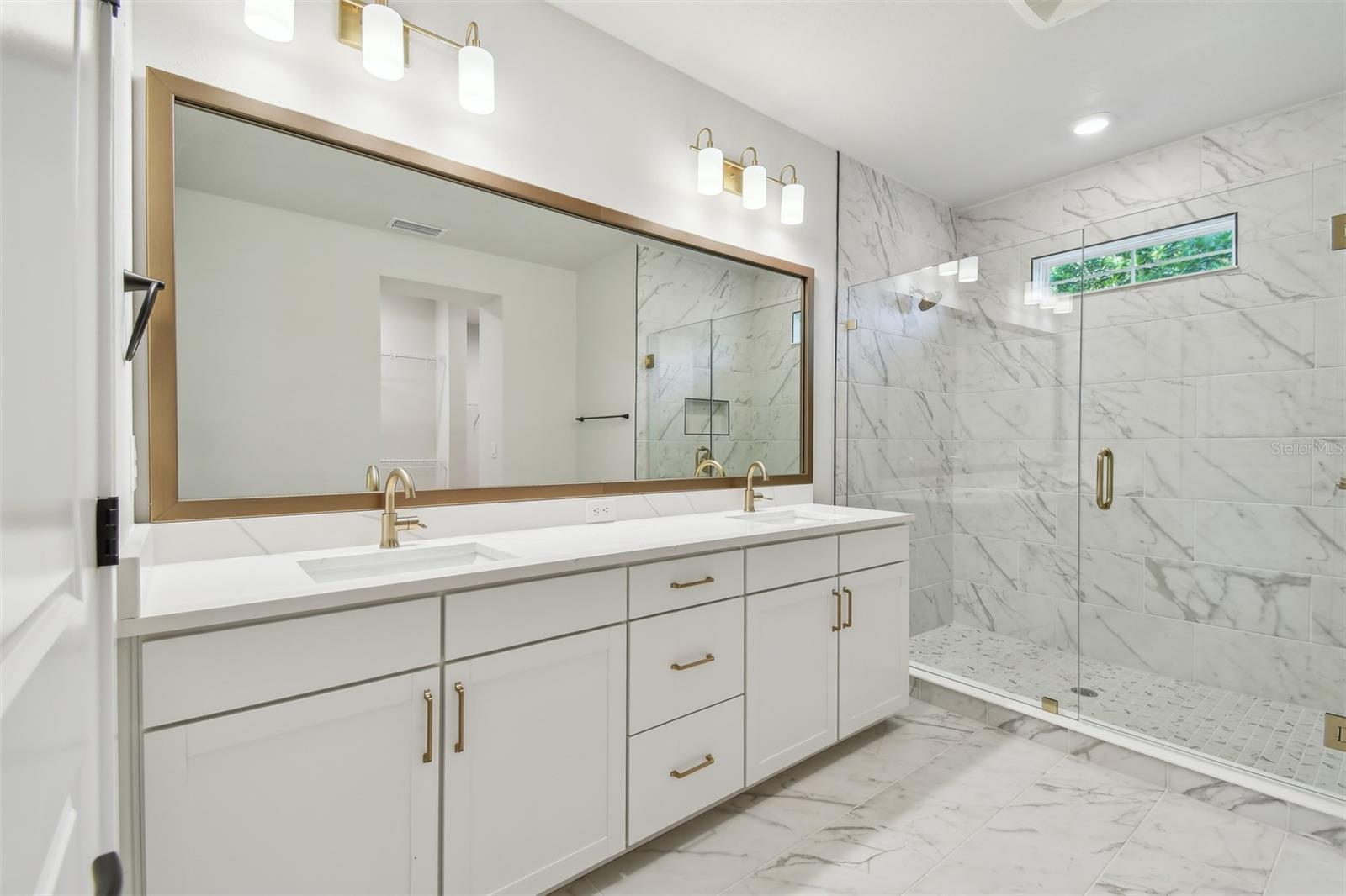 Image 21 of 21 For 8056 33rd Avenue N