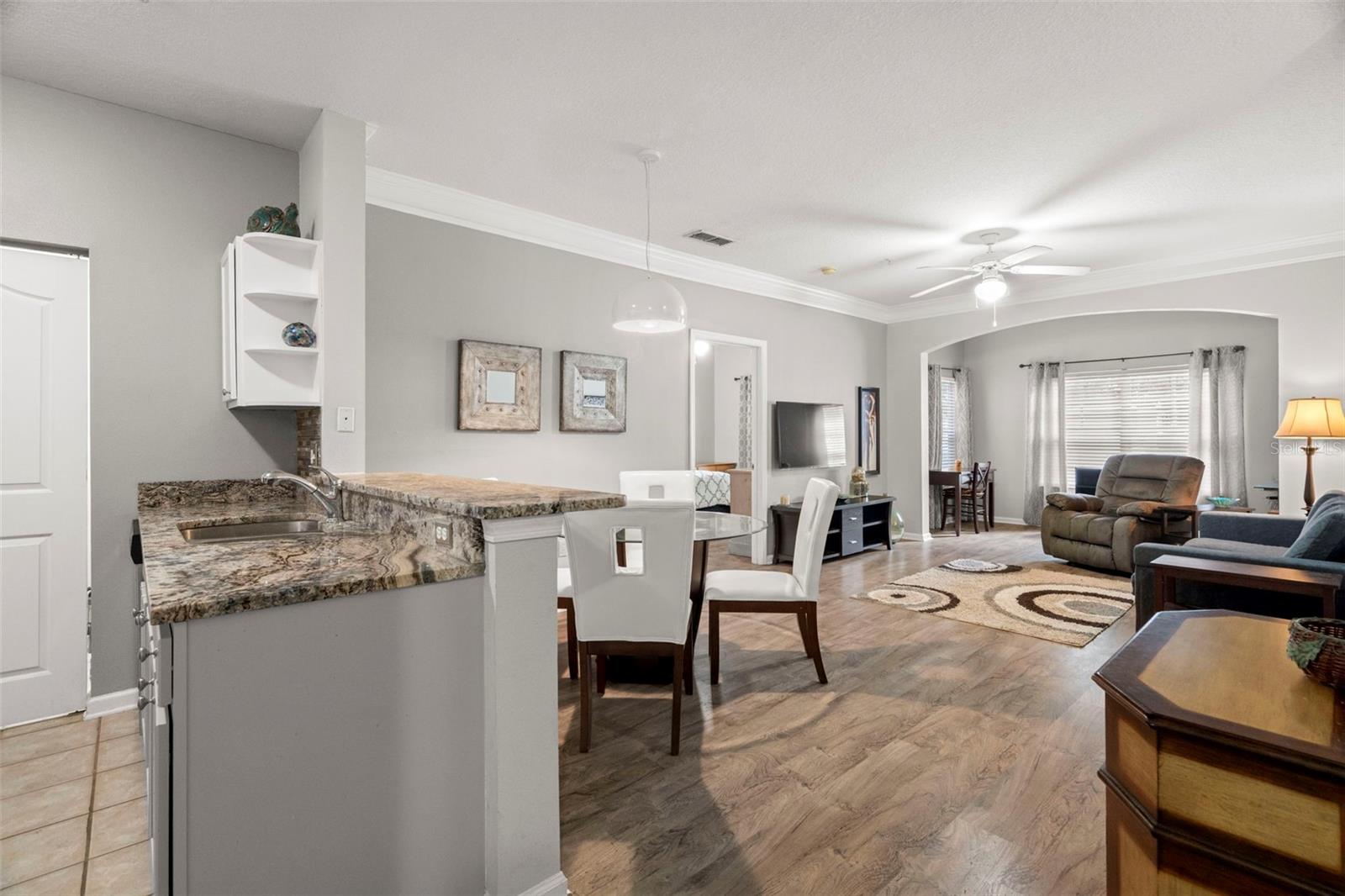 Image 4 of 36 For 4207 Dale Mabry Highway 11104