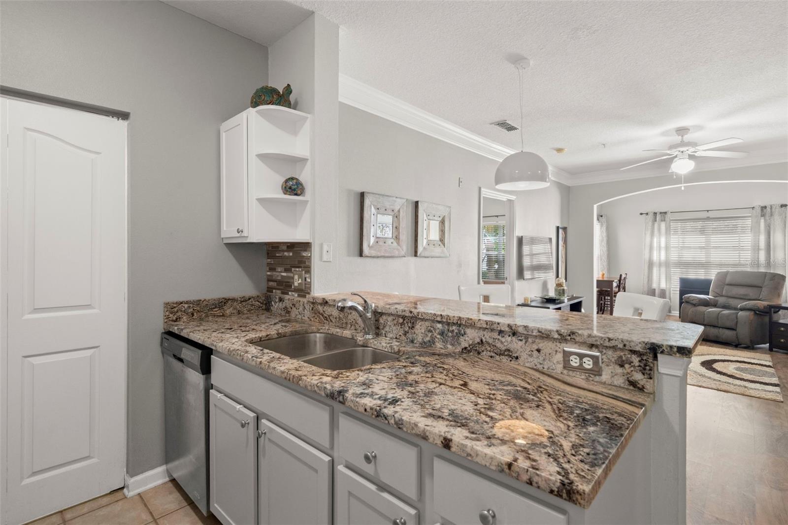 Image 7 of 36 For 4207 Dale Mabry Highway 11104