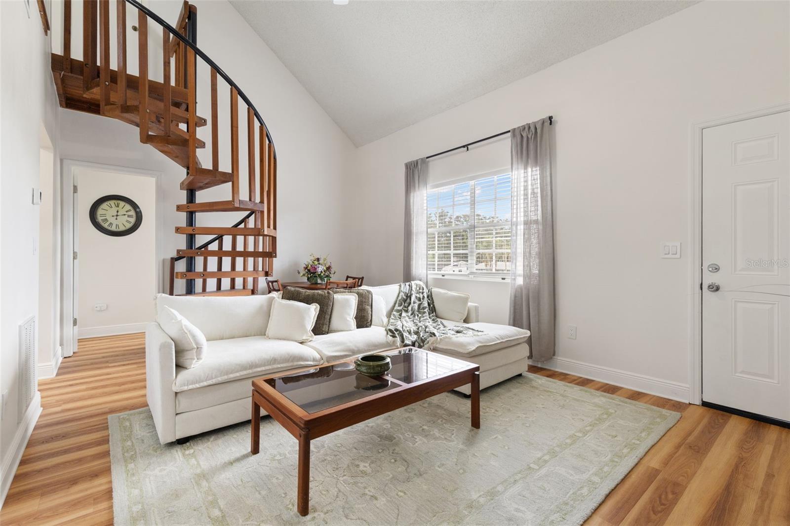 Image 5 of 28 For 5653 67th Avenue N 221