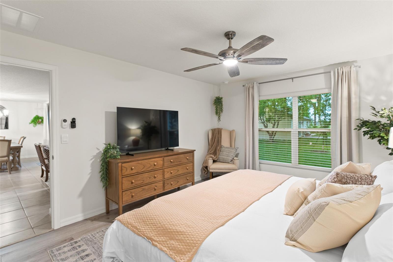 Image 30 of 95 For 6476 Melacano Avenue