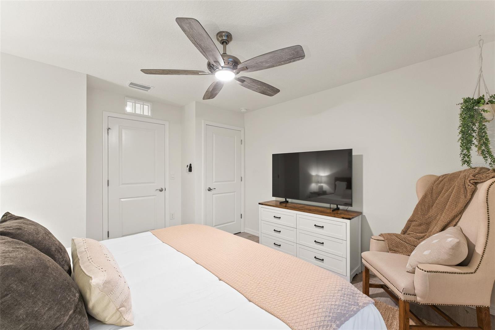 Image 77 of 95 For 6476 Melacano Avenue