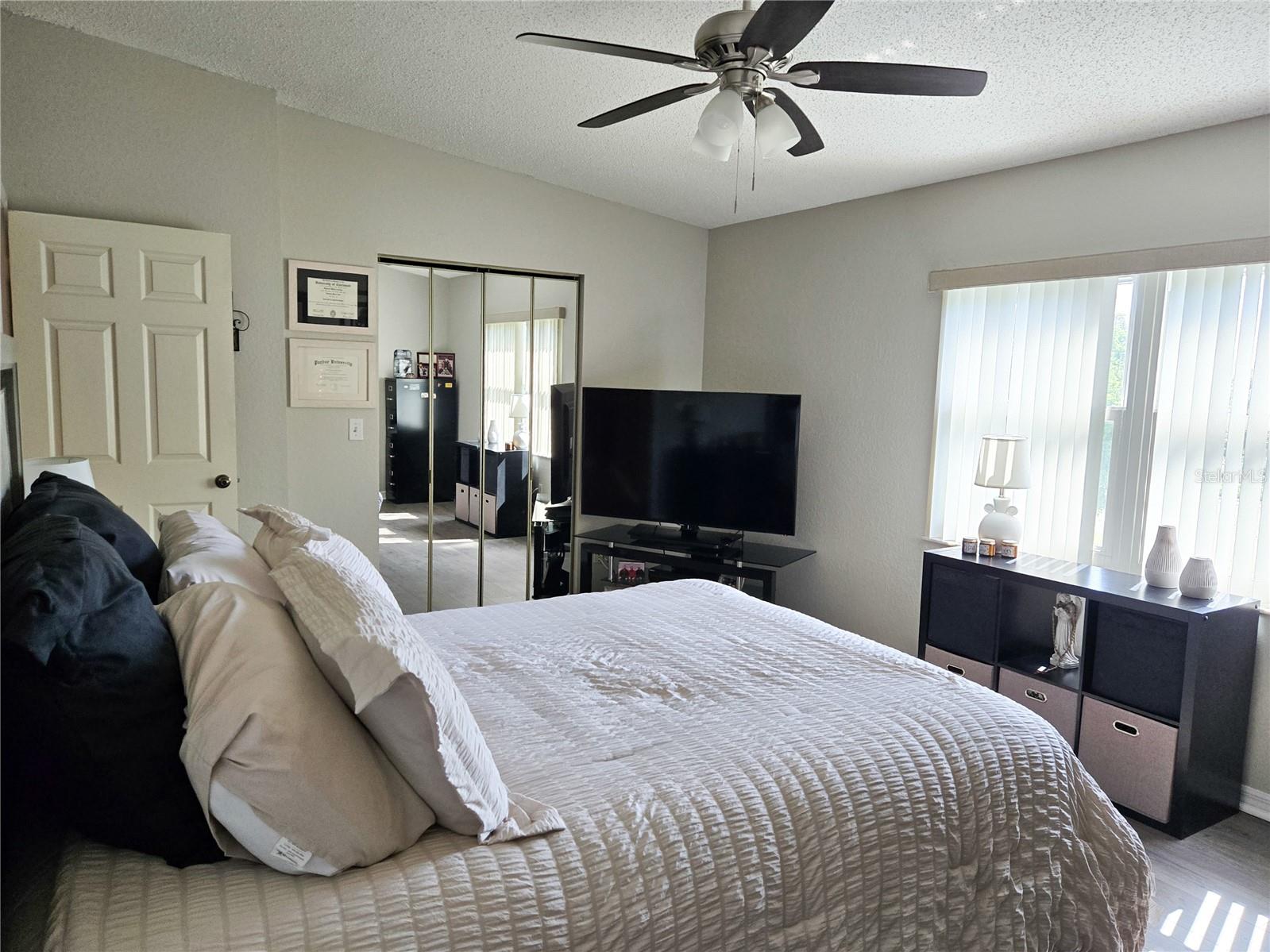 Image 27 of 30 For 1101 Pinellas Bayway S 405