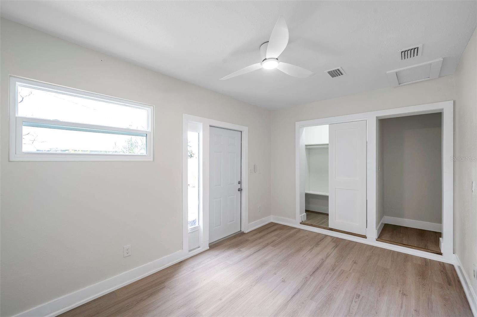 Image 30 of 41 For 5833 Dartmouth Ave N