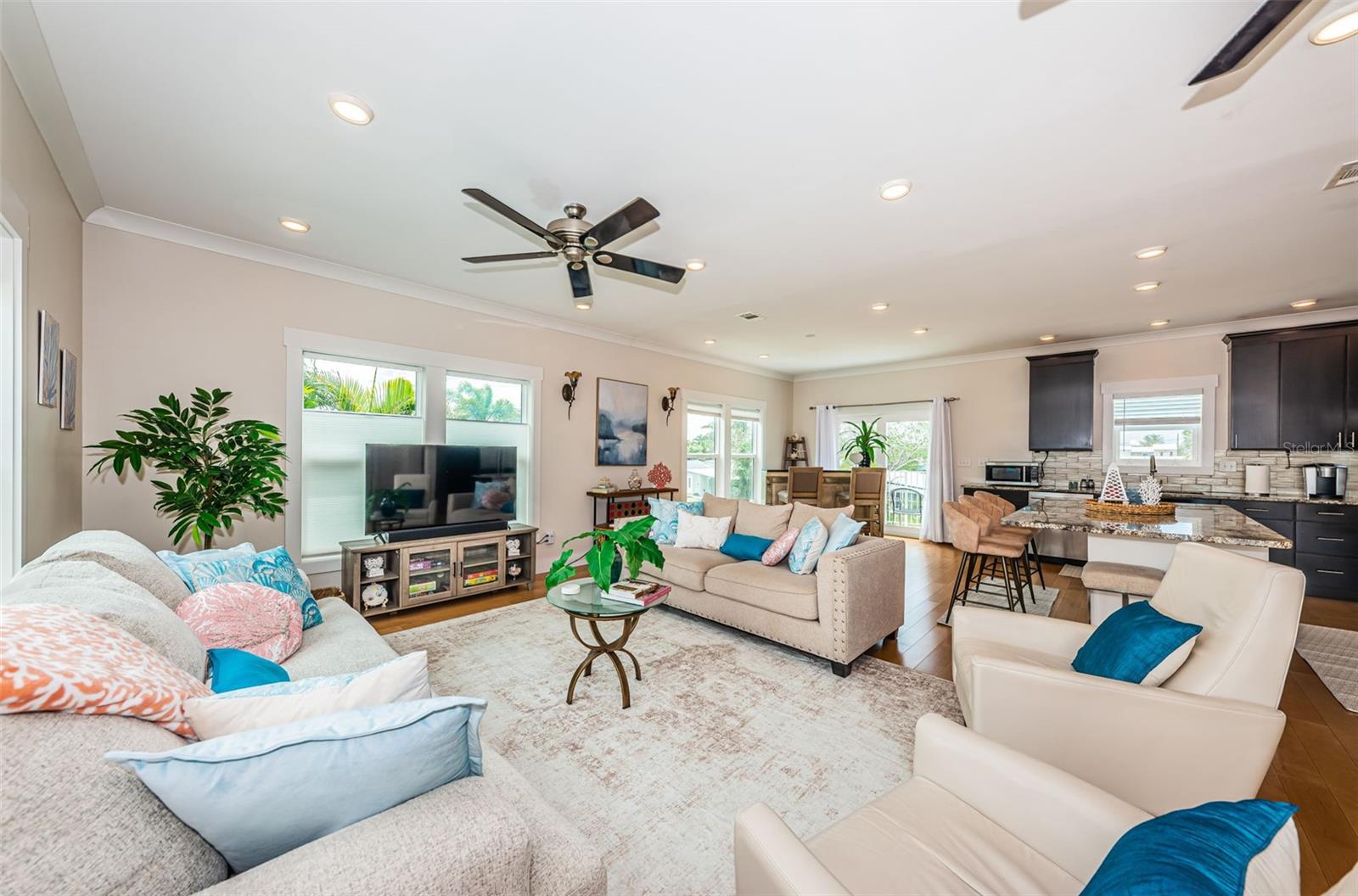 Image 3 of 25 For 16109 3rd Street E