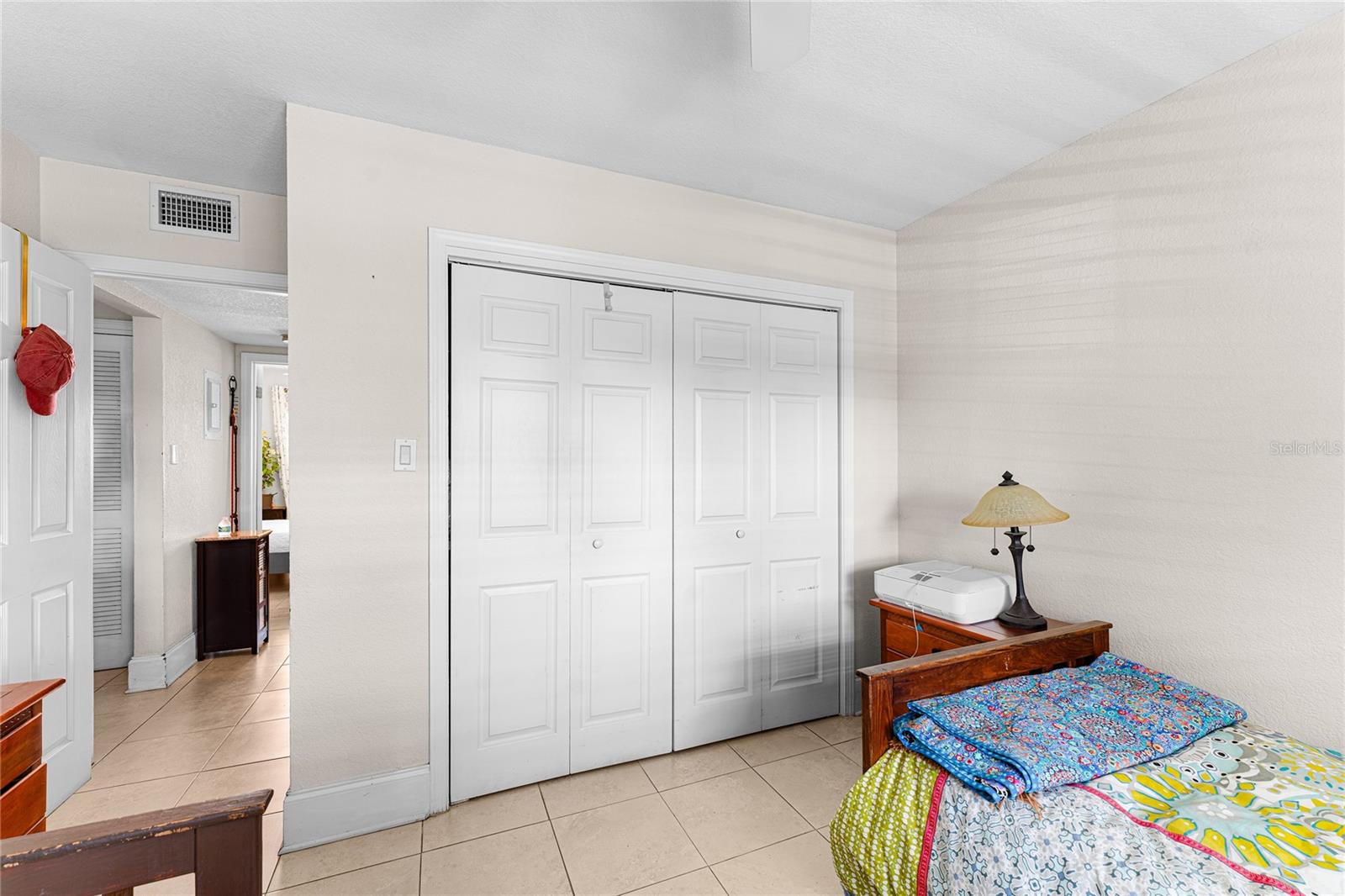 Image 22 of 33 For 208 Danube Avenue 203