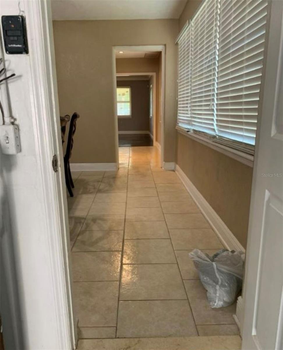 Image 10 of 22 For 5521 4th Avenue N