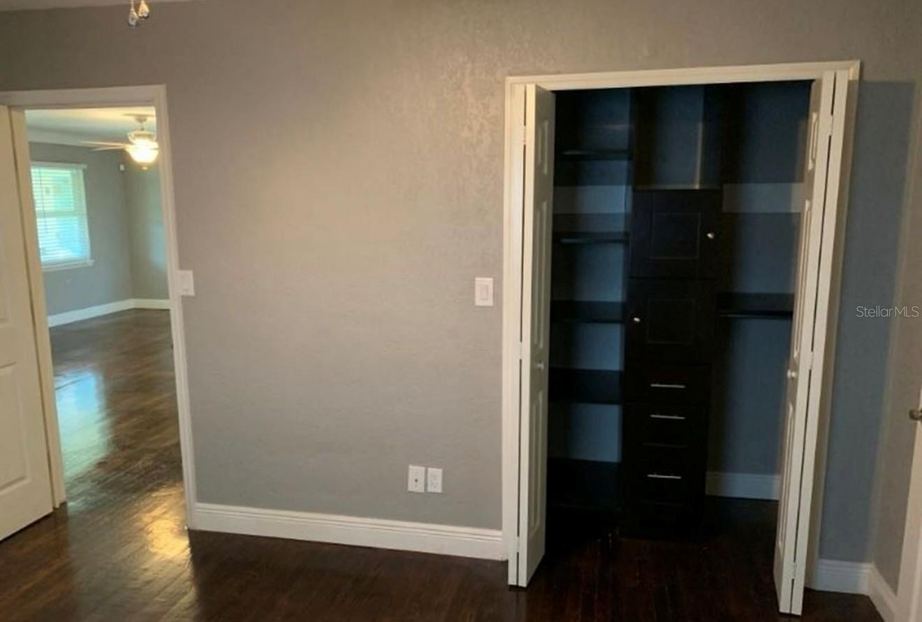 Image 11 of 22 For 5521 4th Avenue N