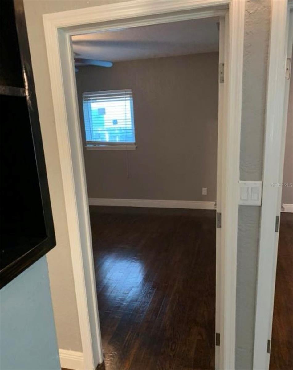 Image 15 of 22 For 5521 4th Avenue N