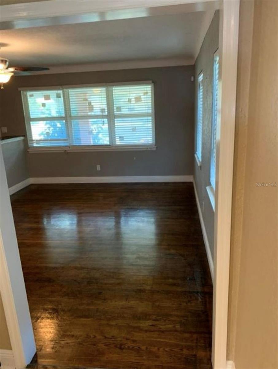 Image 3 of 22 For 5521 4th Avenue N