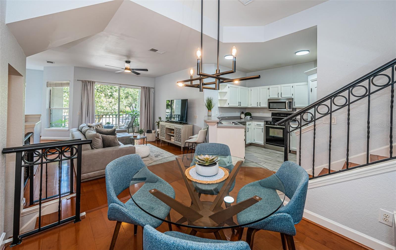 Image 12 of 46 For 603 Fathom Court
