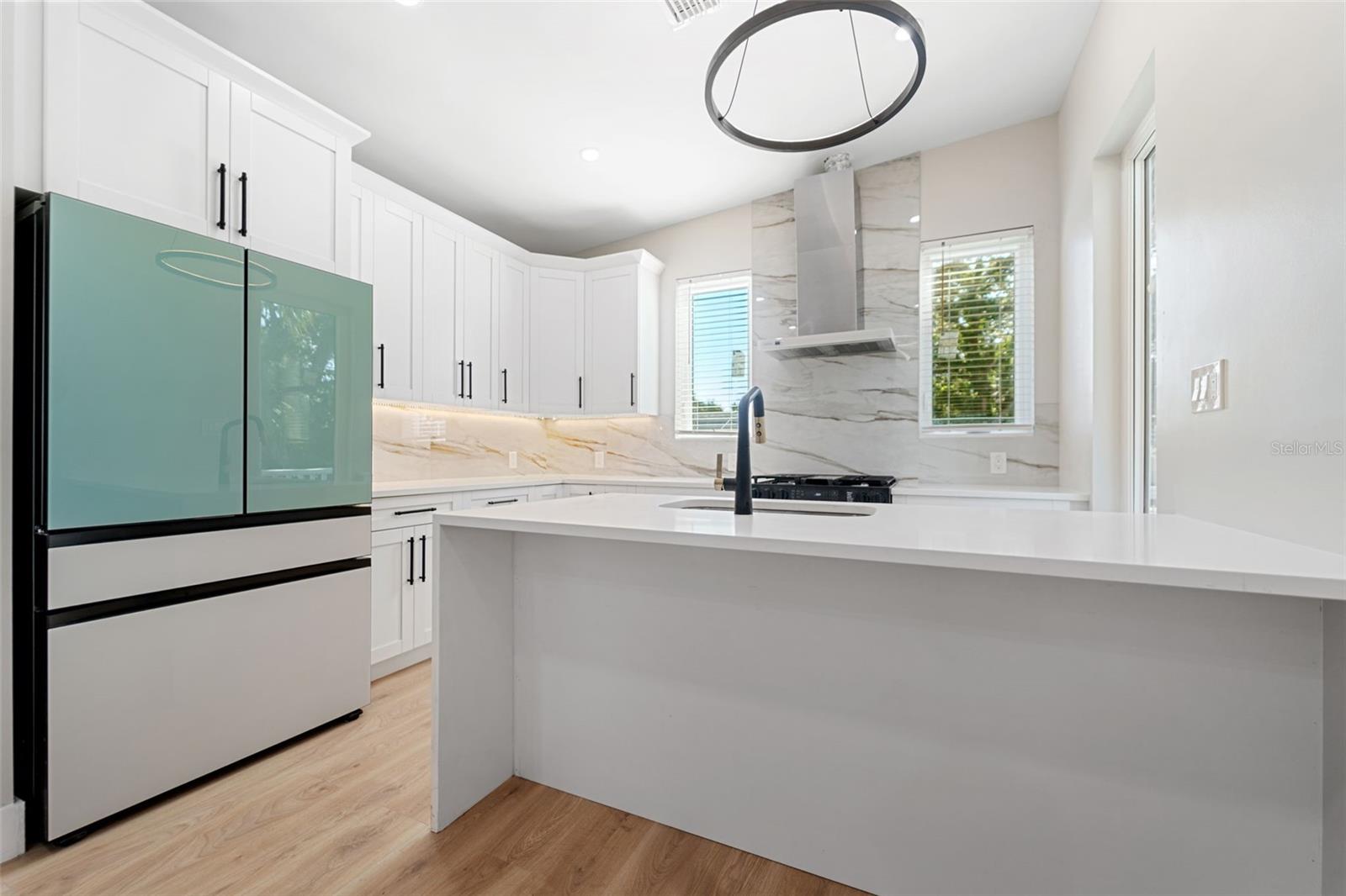 Image 15 of 33 For 1021 Douglas Avenue 2