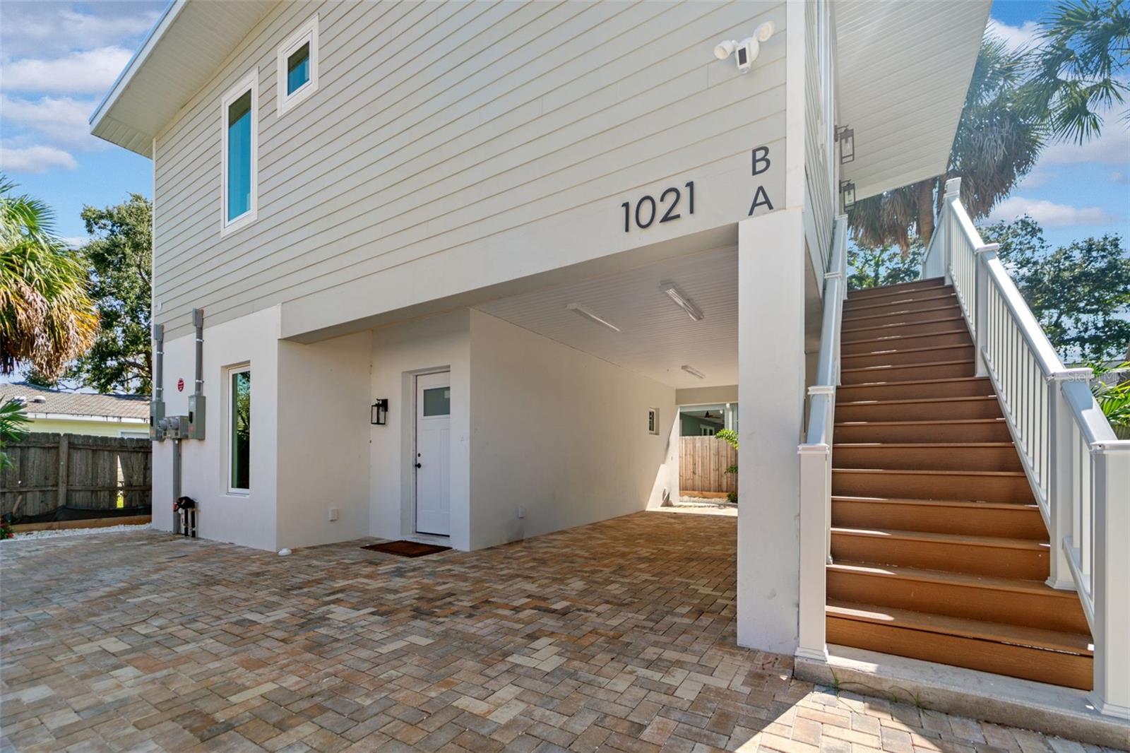 Image 3 of 33 For 1021 Douglas Avenue 2