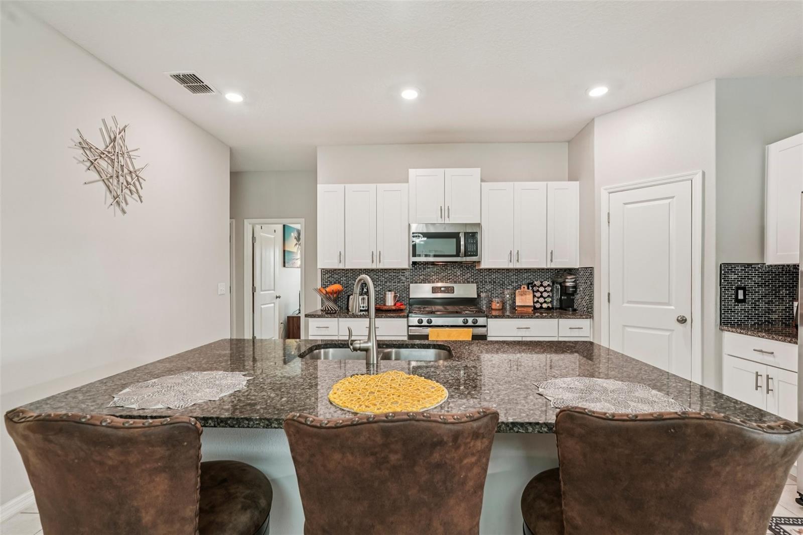 Image 18 of 45 For 9726 Channing Hill Drive