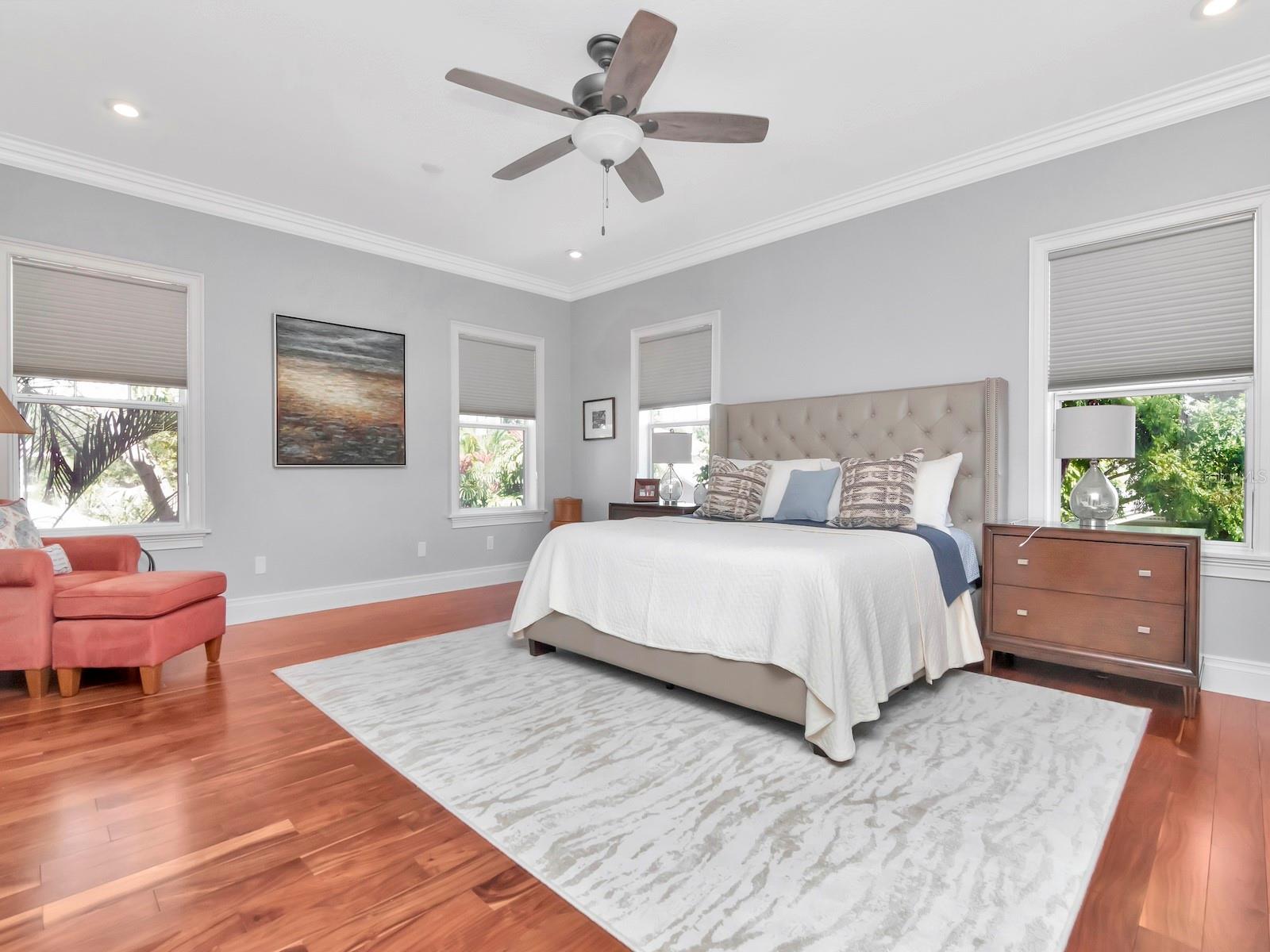 Image 31 of 49 For 2807 Sitios Street