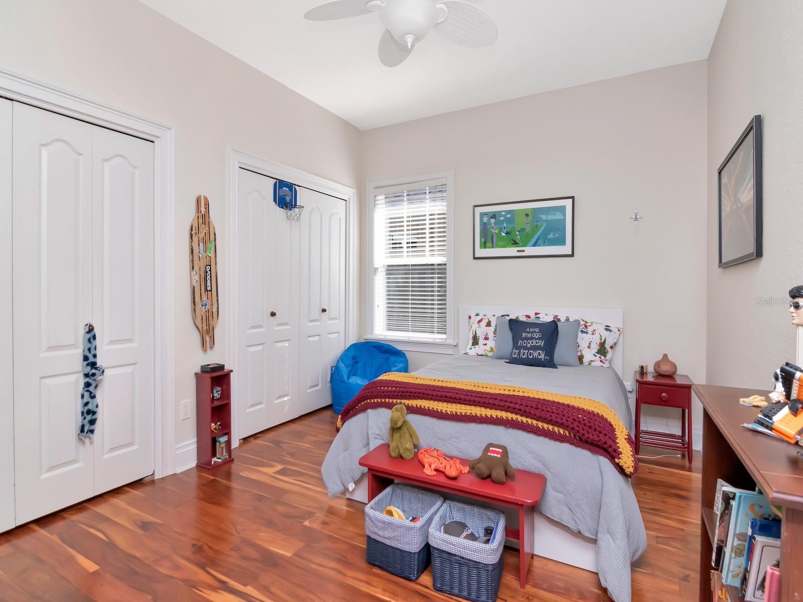 Image 36 of 49 For 2807 Sitios Street
