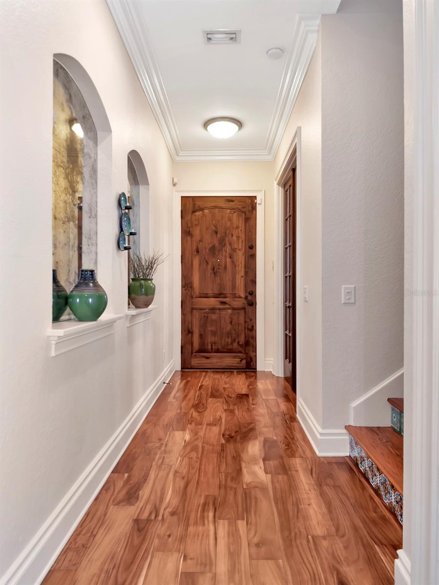 Image 4 of 49 For 2807 Sitios Street