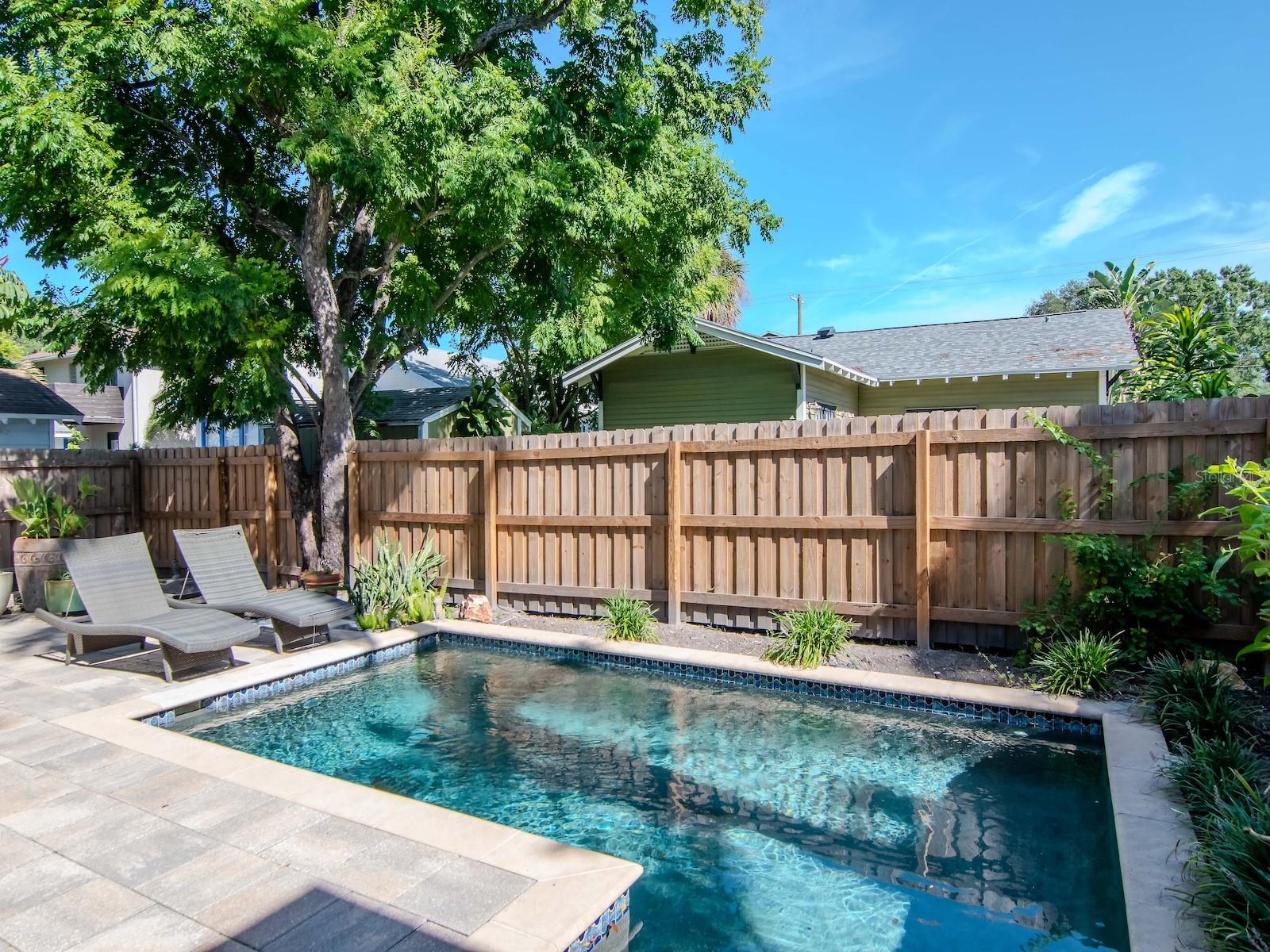 Image 42 of 49 For 2807 Sitios Street
