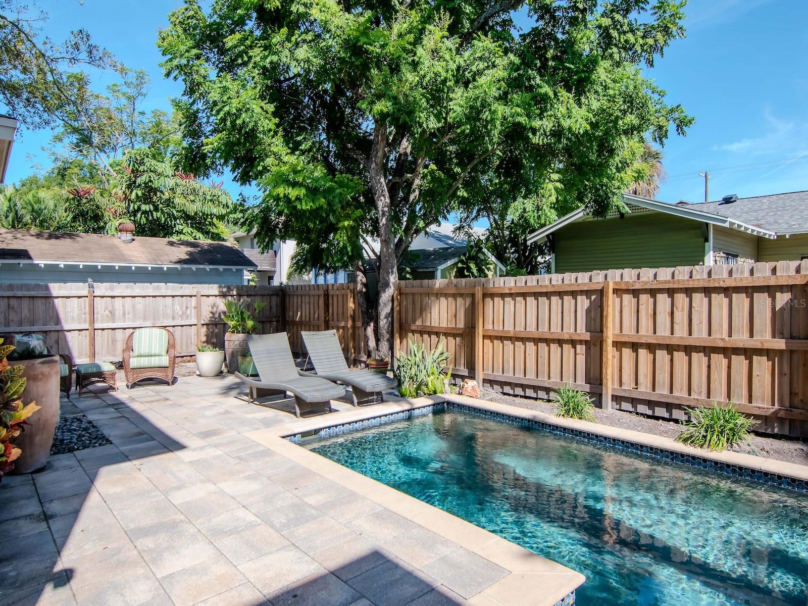 Image 43 of 49 For 2807 Sitios Street