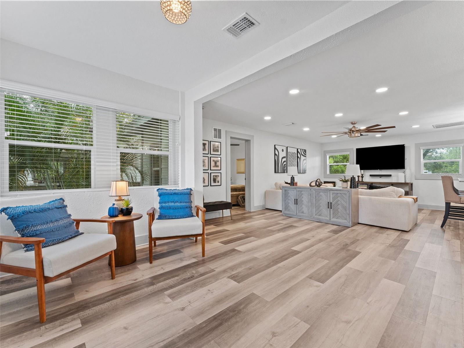 Image 6 of 55 For 5012 Branch Avenue