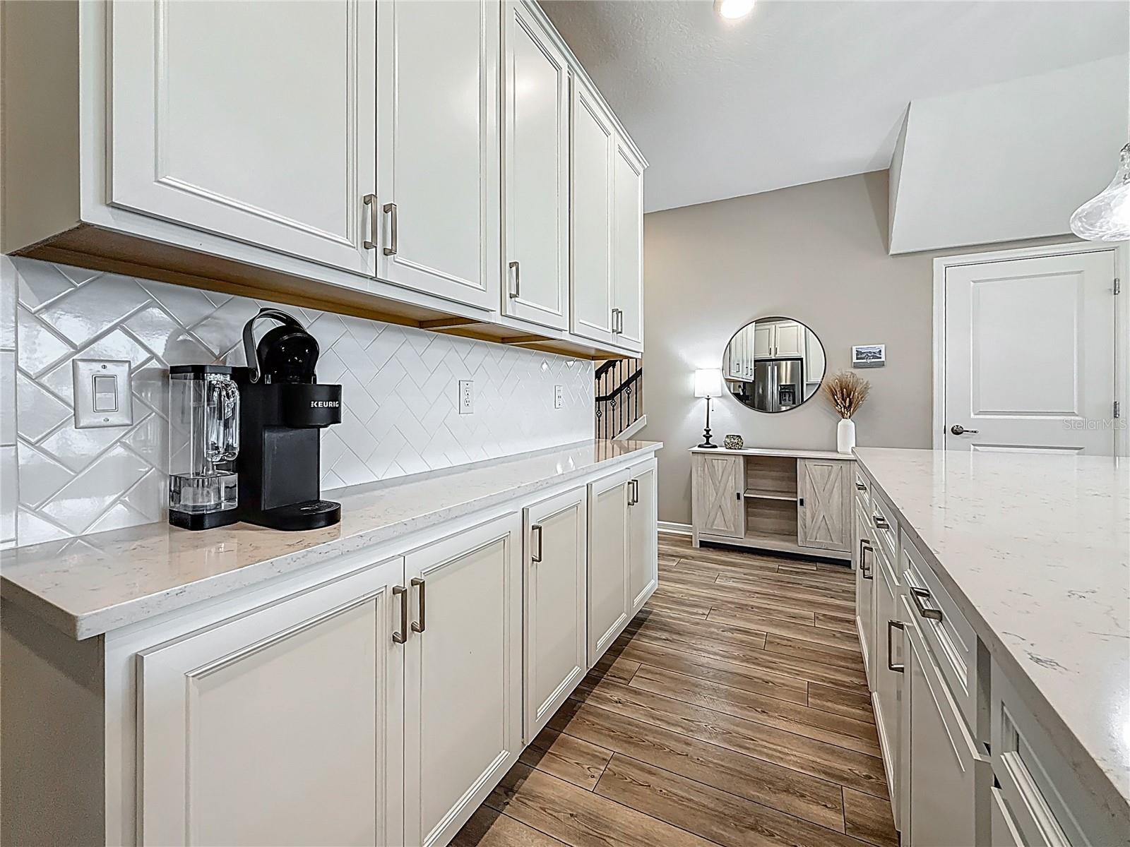 Image 14 of 63 For 11241 Beach Walk Way Ne