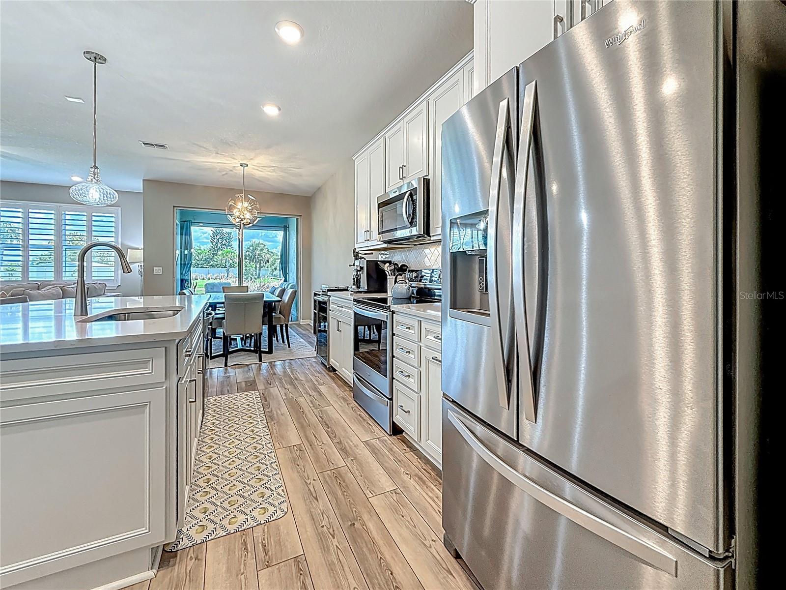 Image 16 of 63 For 11241 Beach Walk Way Ne