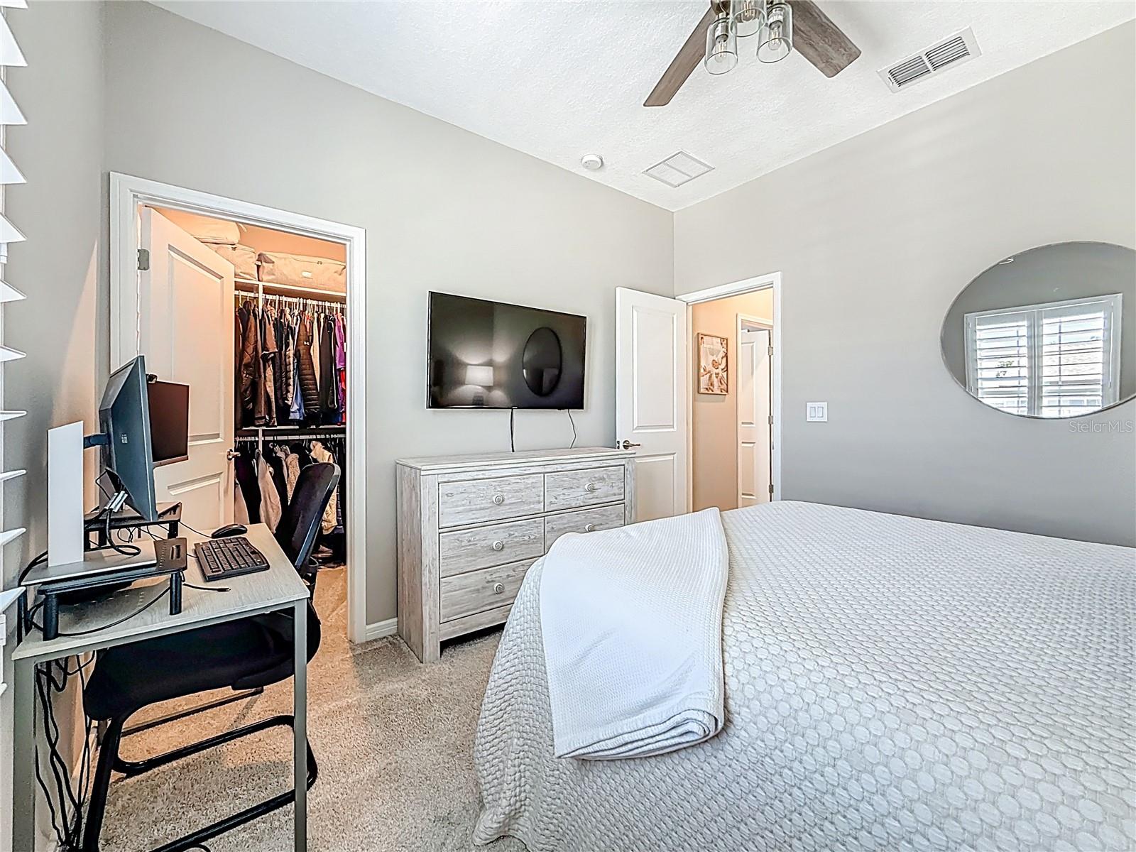 Image 37 of 63 For 11241 Beach Walk Way Ne