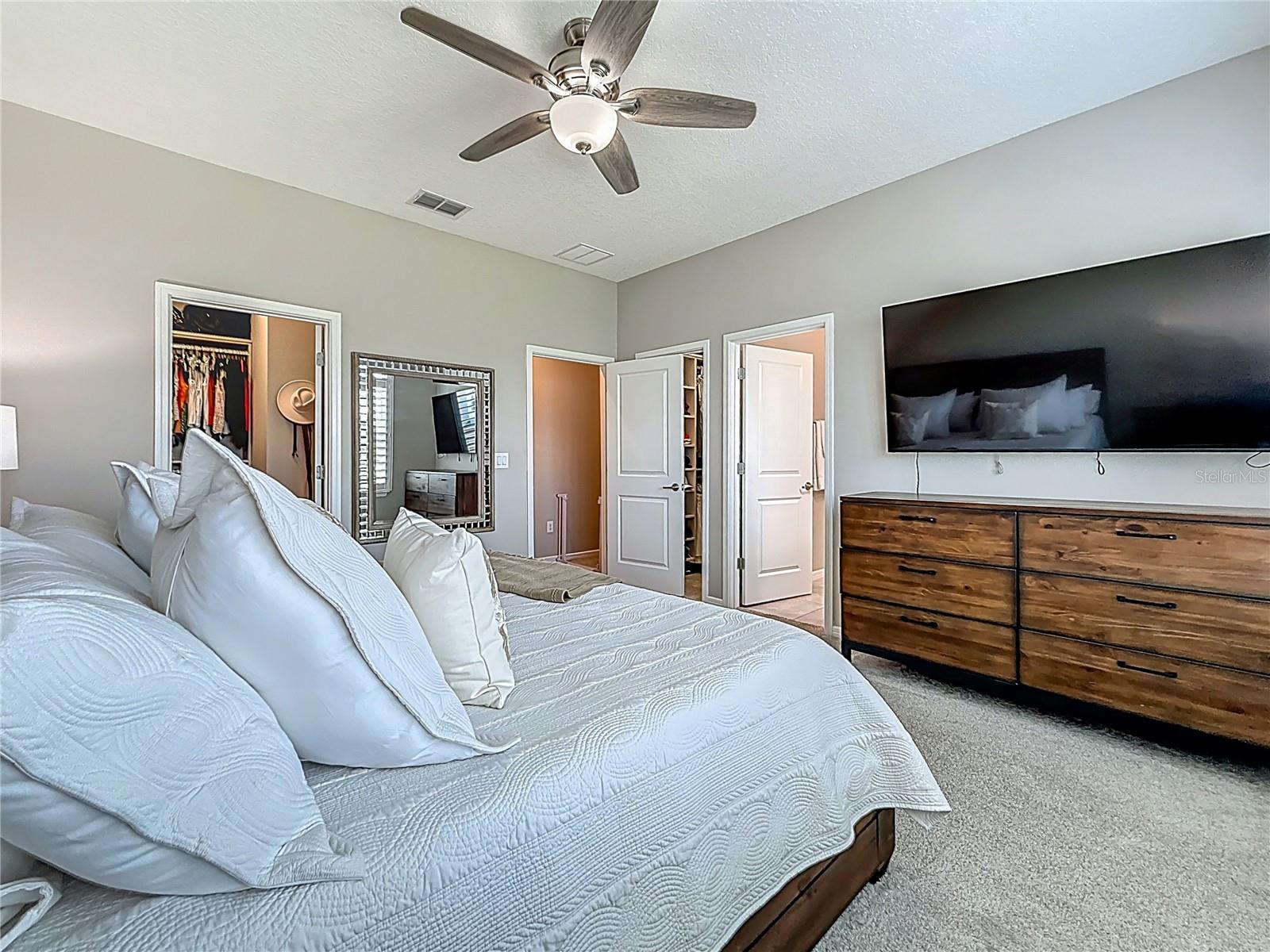 Image 41 of 63 For 11241 Beach Walk Way Ne