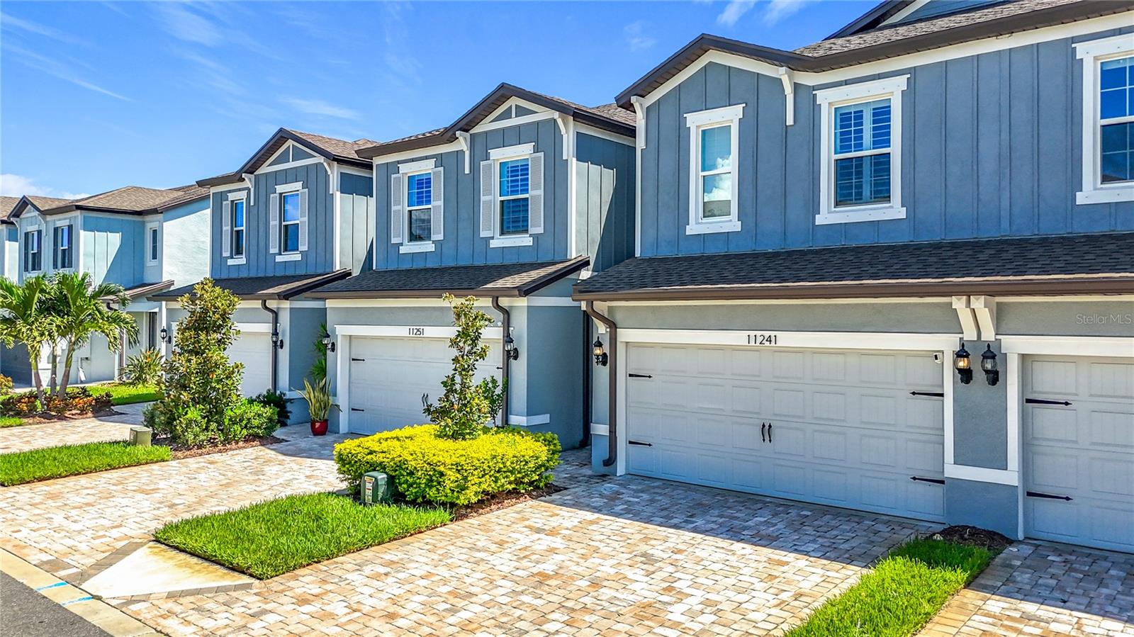 Image 5 of 63 For 11241 Beach Walk Way Ne