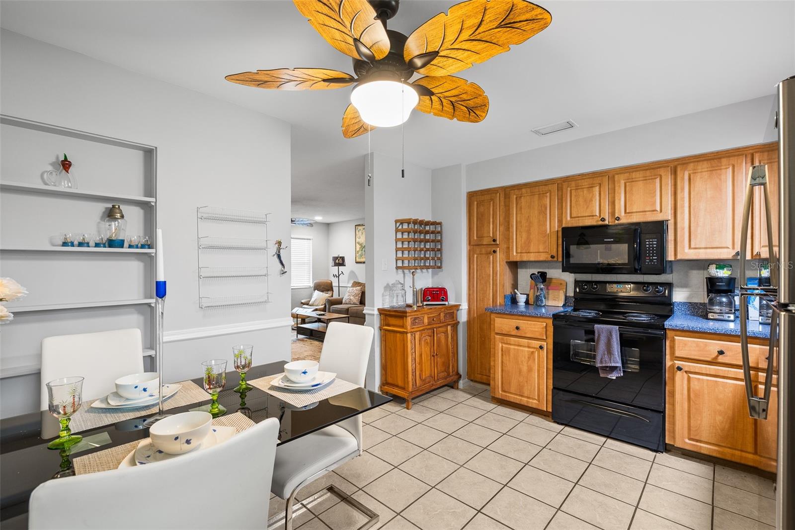 Image 11 of 29 For 924 55th Street S