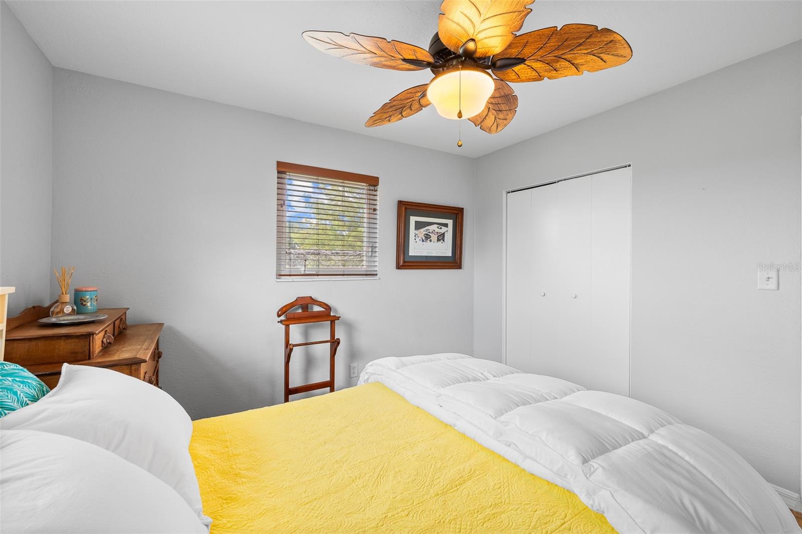 Image 13 of 29 For 924 55th Street S