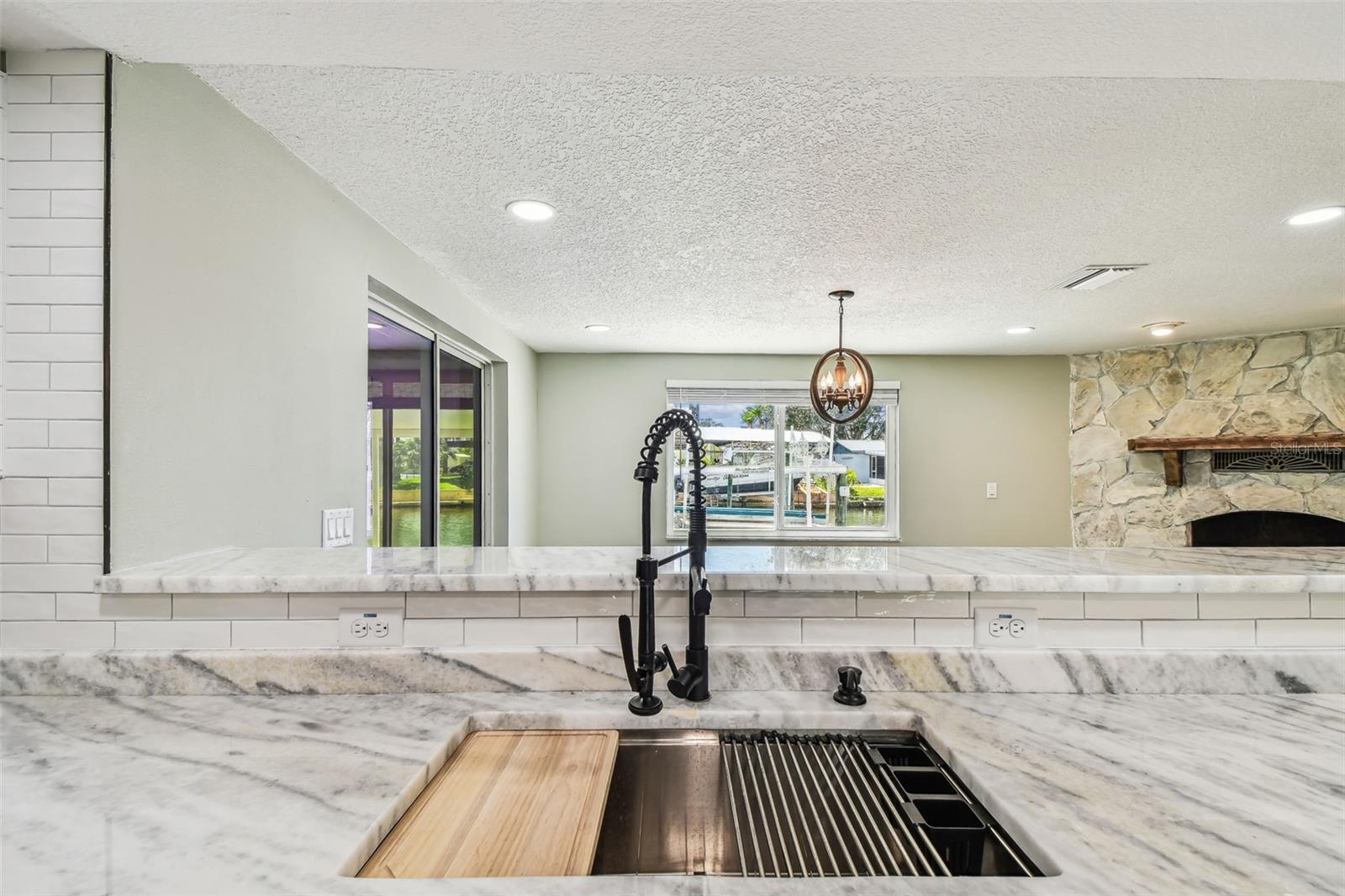 Image 13 of 72 For 13909 Berkowitz Avenue
