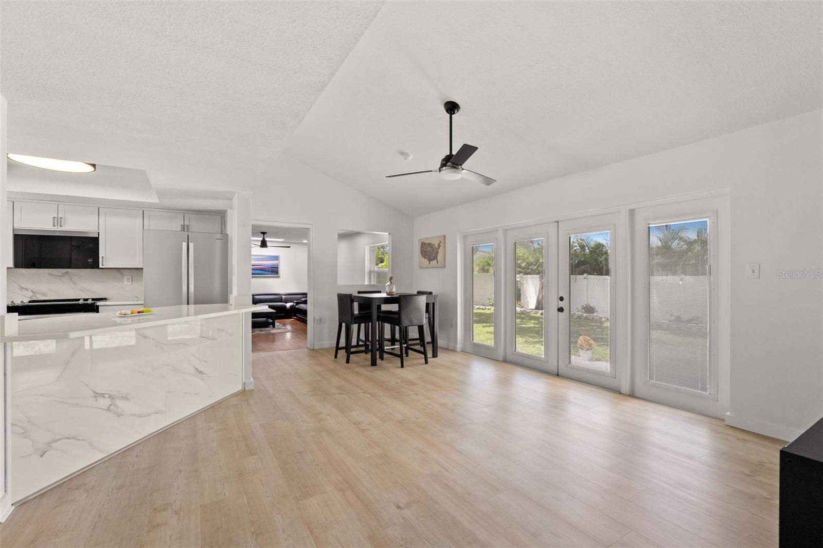 Image 11 of 39 For 209 Lotus Drive