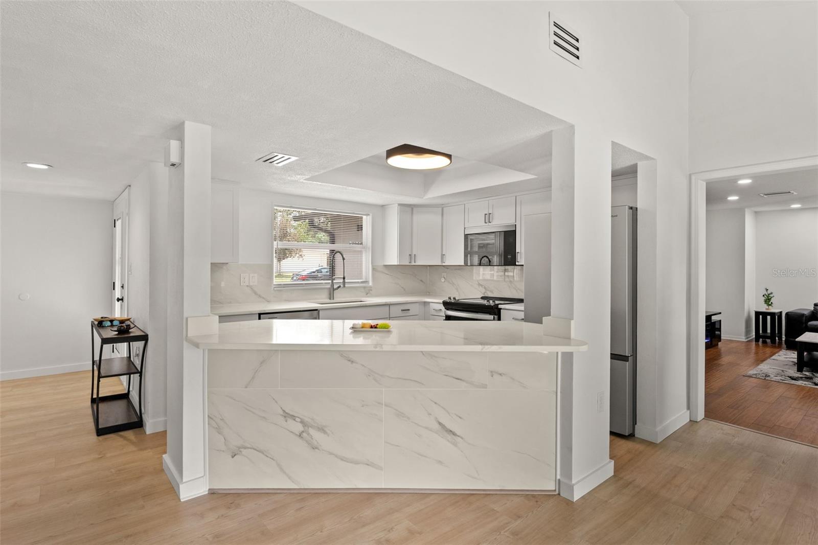 Image 6 of 39 For 209 Lotus Drive