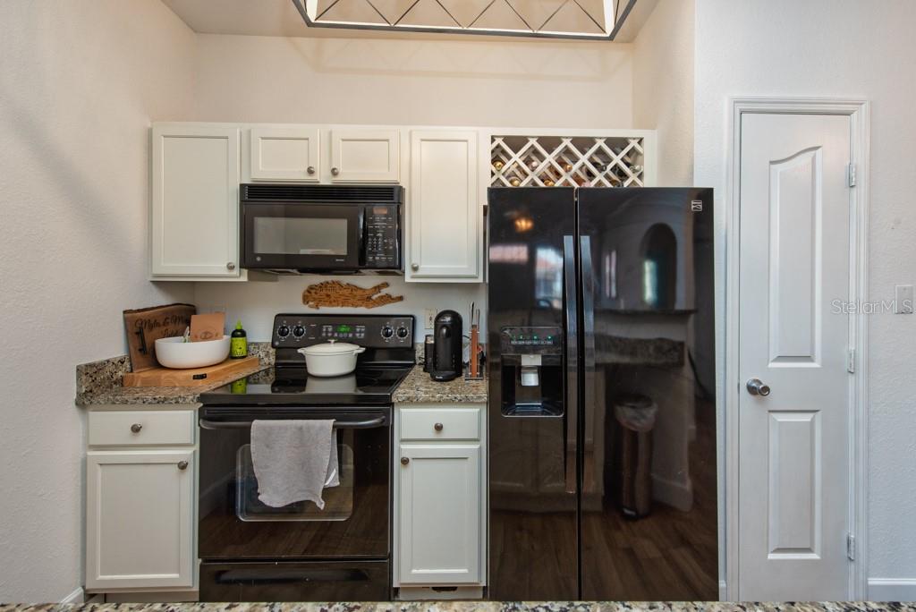 Image 17 of 49 For 5000 Culbreath Key Way 8-118