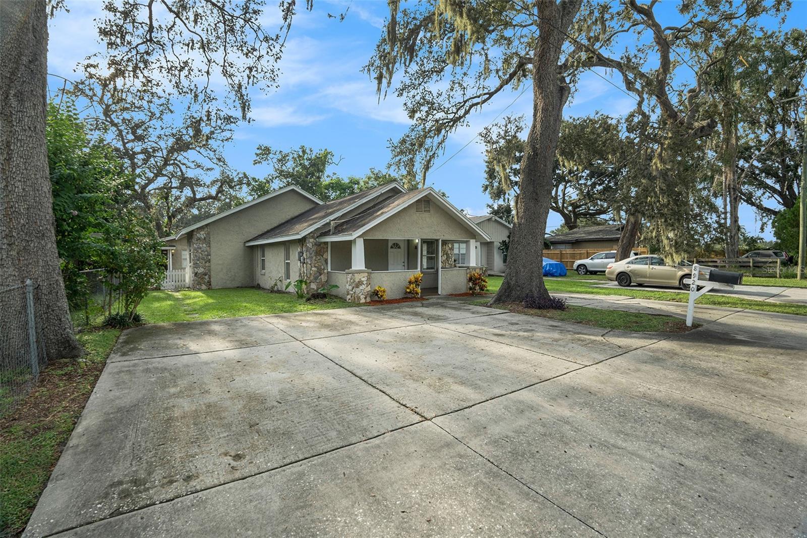 Details for 8920 Dexter Avenue, TAMPA, FL 33604
