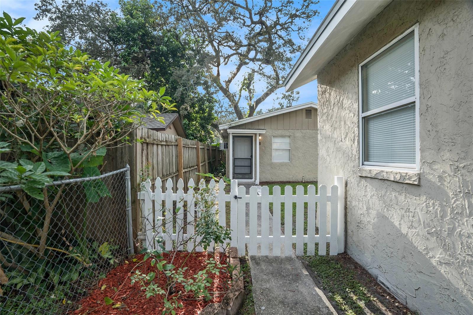 Image 14 of 25 For 8920 Dexter Avenue