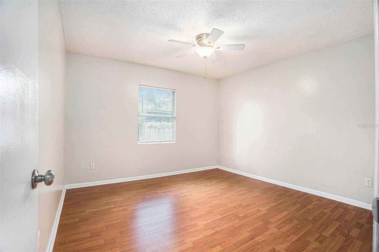 Image 8 of 25 For 8920 Dexter Avenue