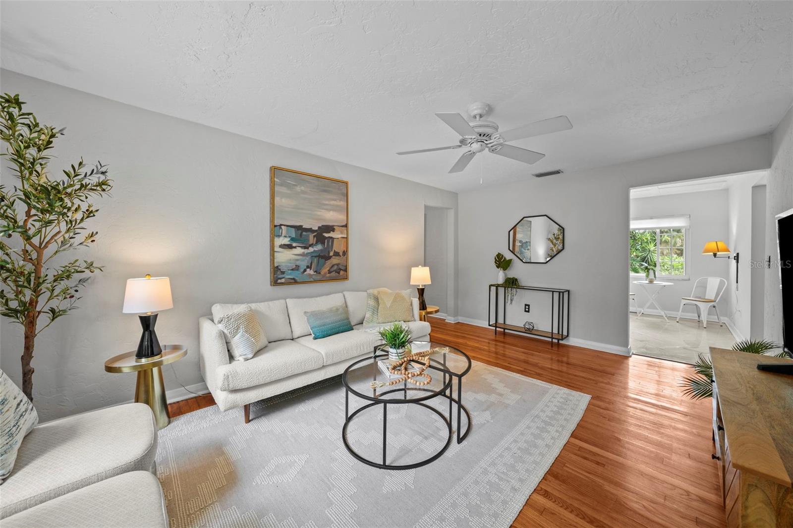 Image 3 of 13 For 3409 El Prado Boulevard