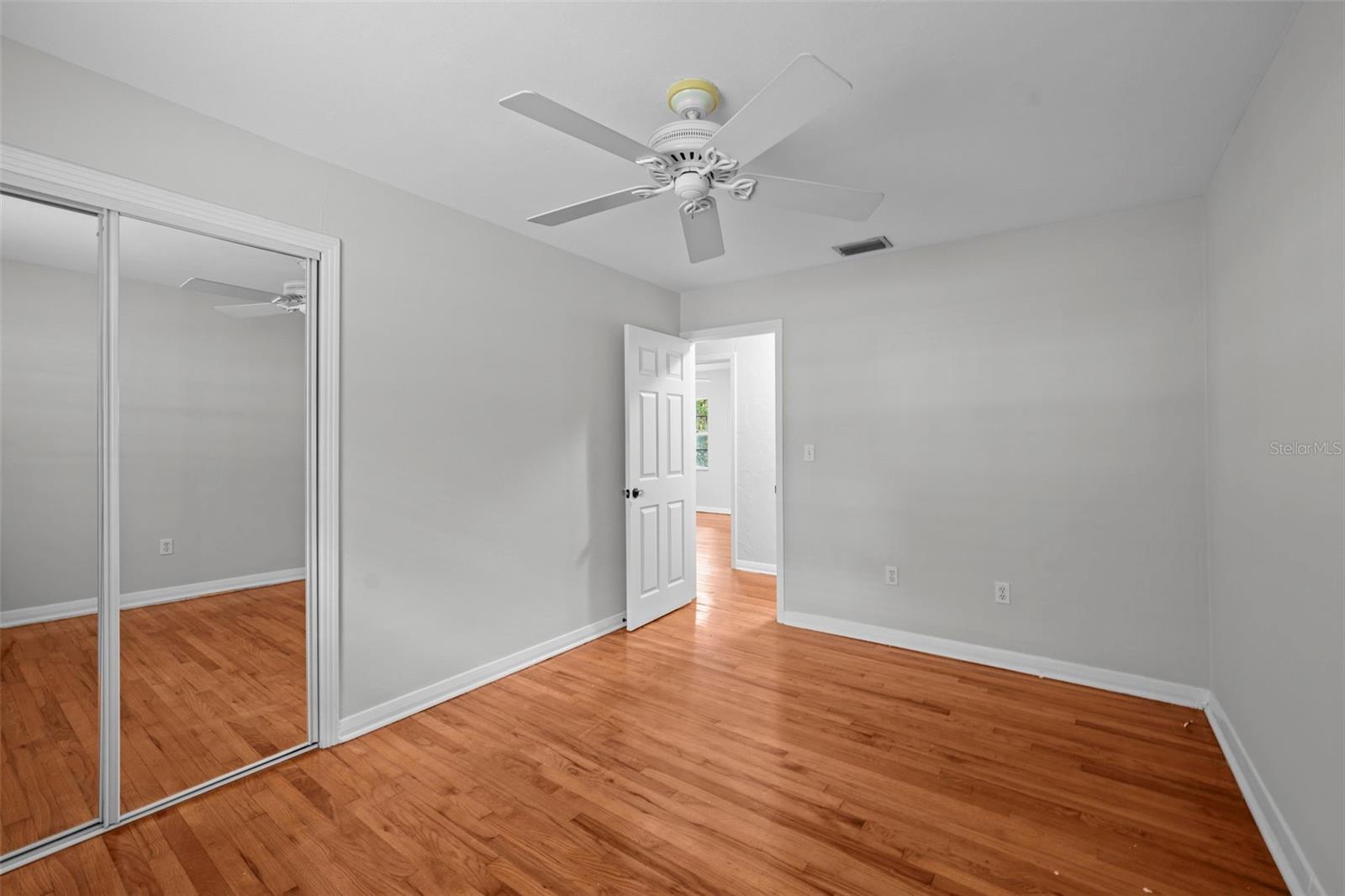 Image 7 of 13 For 3409 El Prado Boulevard