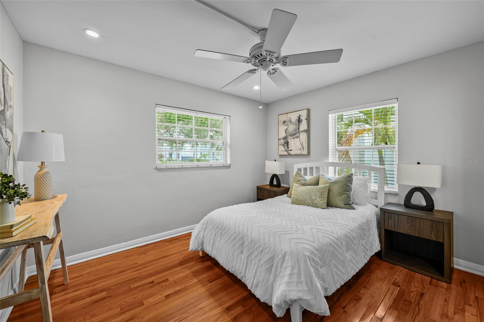 Image 9 of 13 For 3409 El Prado Boulevard