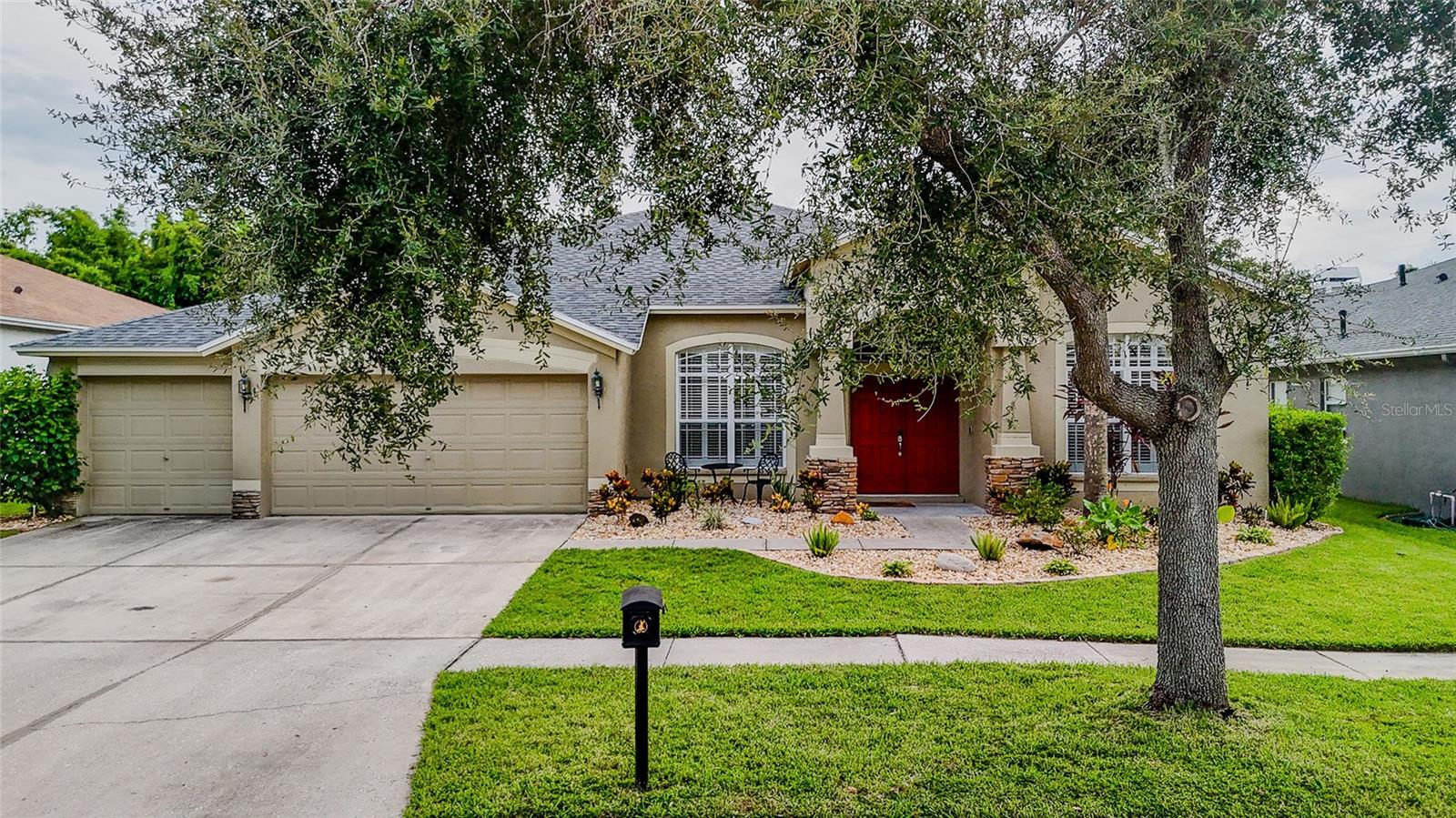 Image 2 of 46 For 16211 Bridgepark Drive