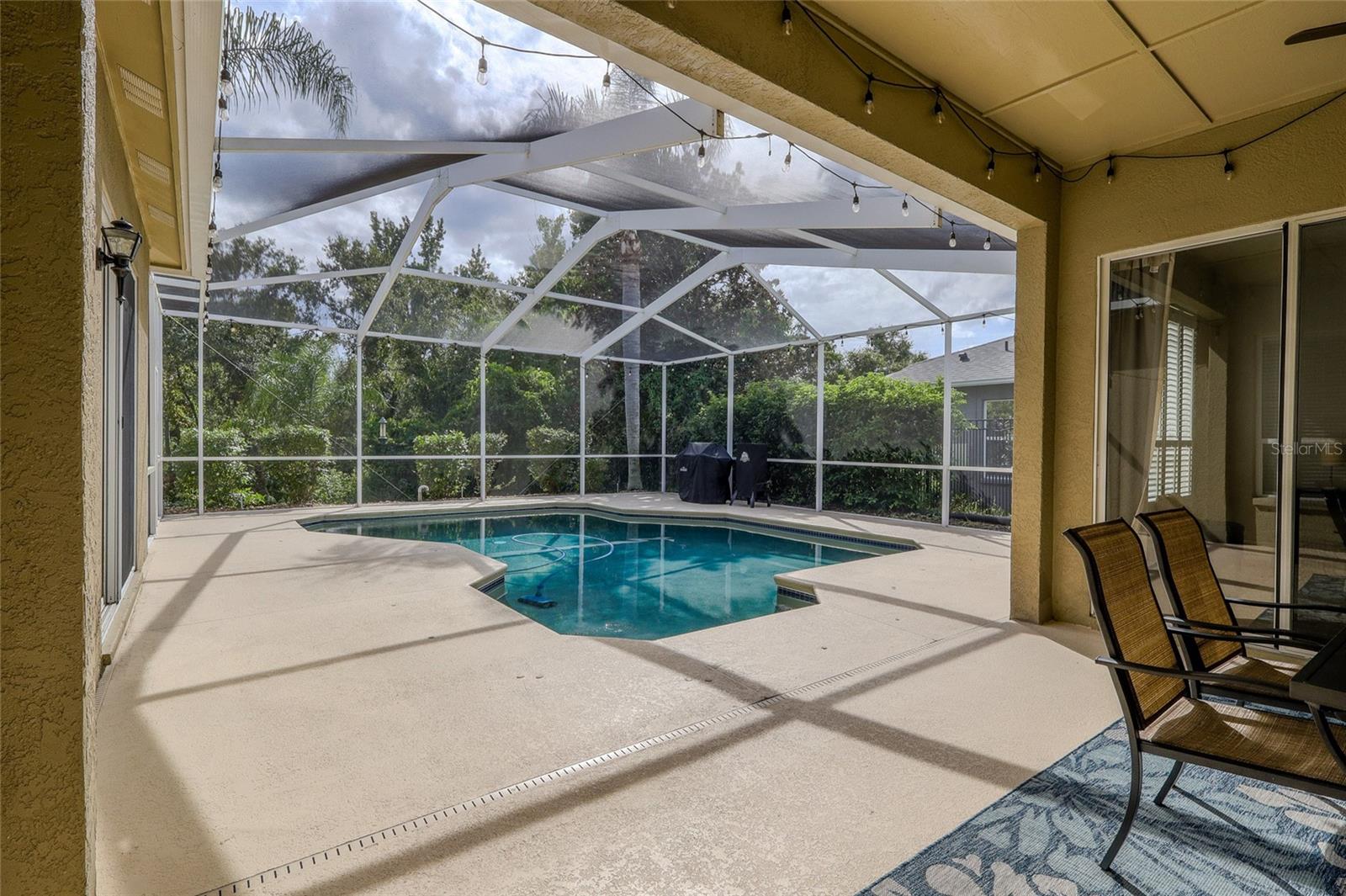 Image 31 of 46 For 16211 Bridgepark Drive