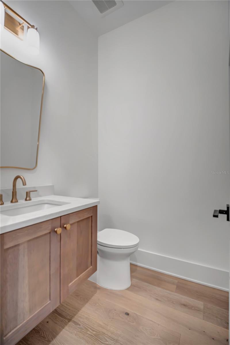 Image 18 of 79 For 4306 Corona Street
