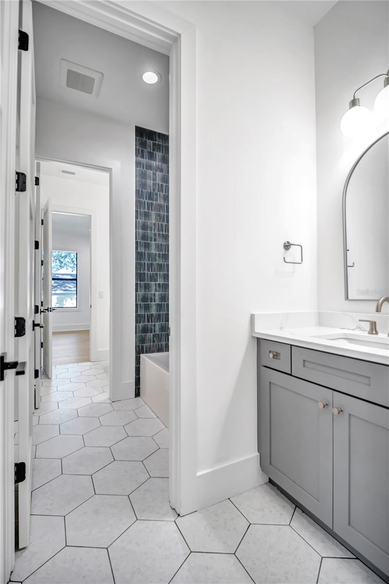 Image 31 of 79 For 4306 Corona Street