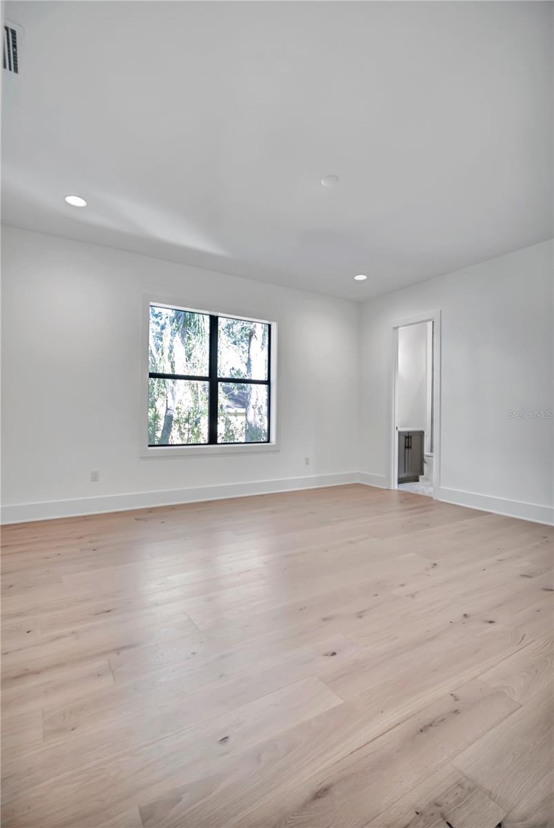Image 37 of 79 For 4306 Corona Street