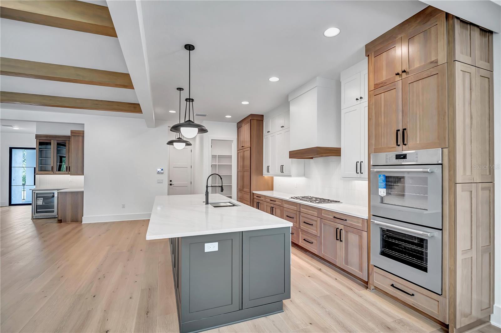 Image 8 of 79 For 4306 Corona Street
