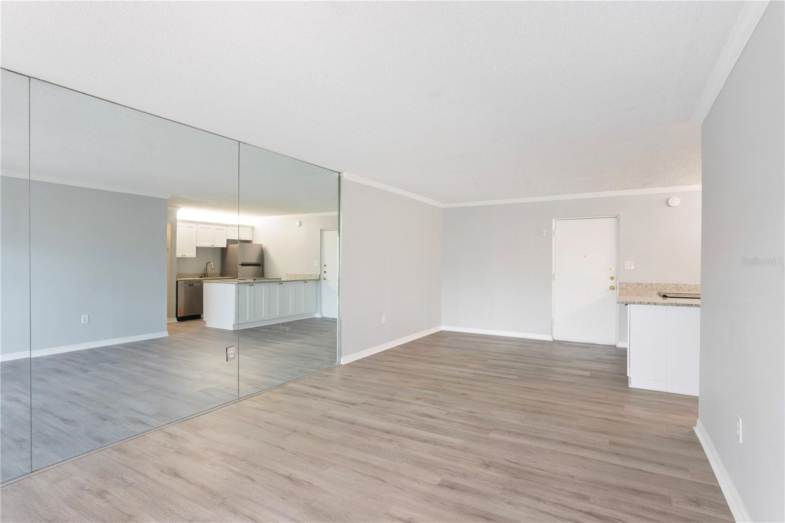 Image 10 of 31 For 2302 Manhattan Avenue 115
