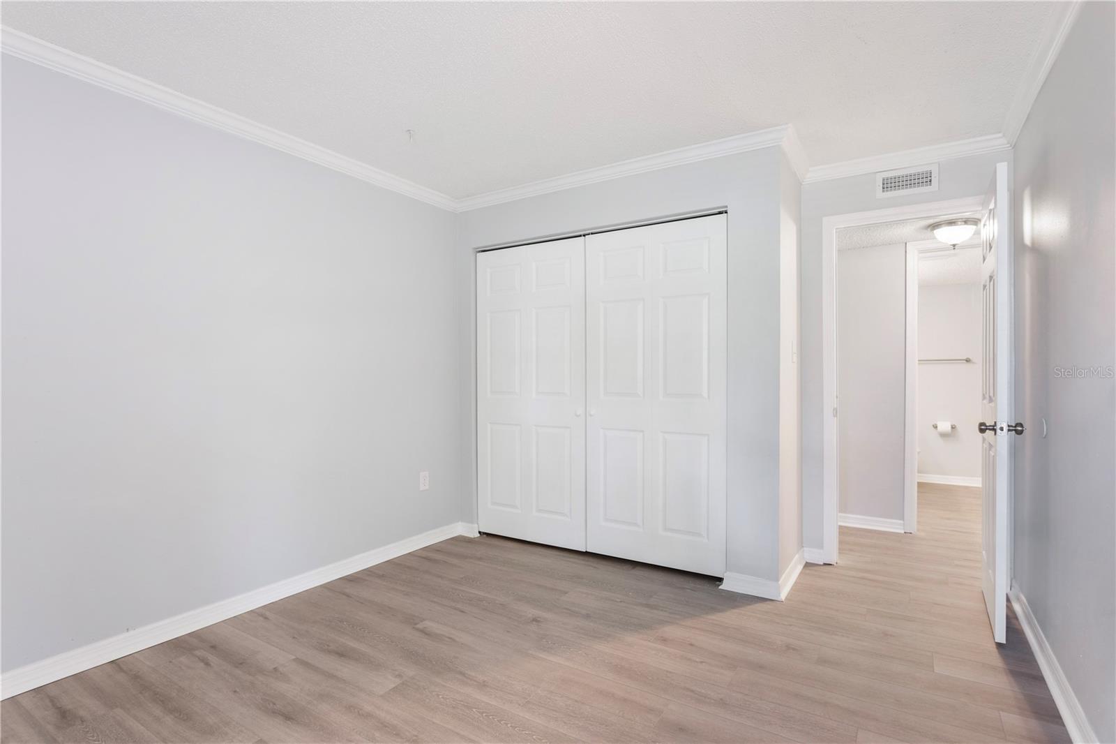 Image 16 of 31 For 2302 Manhattan Avenue 115